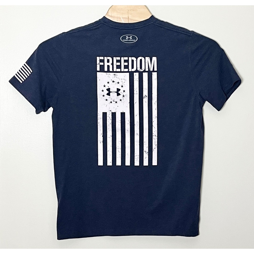 Under Armour Freedom Flag T-Shirt Men's Medium Navy Blue‎ Loose Heatgear Graphic